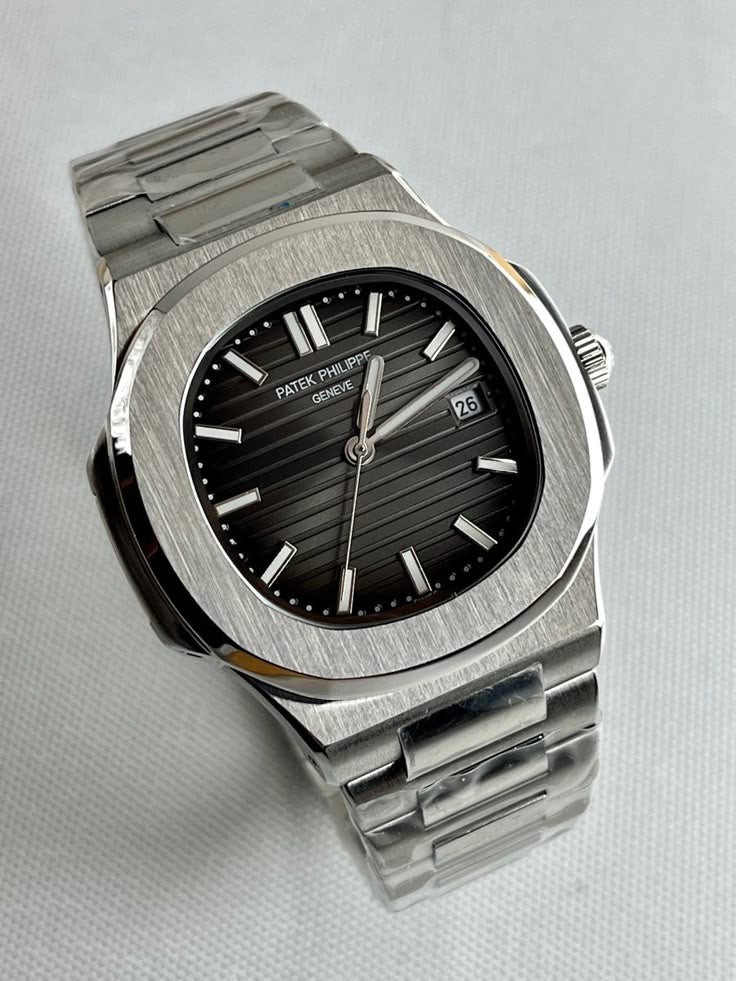 patek philippe quartz